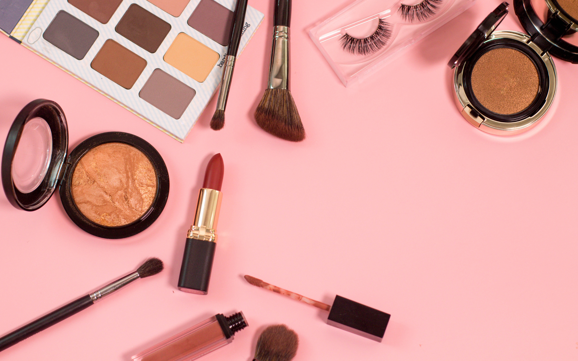 Maquillaje perfecto en casa: guía completa para un acabado profesional