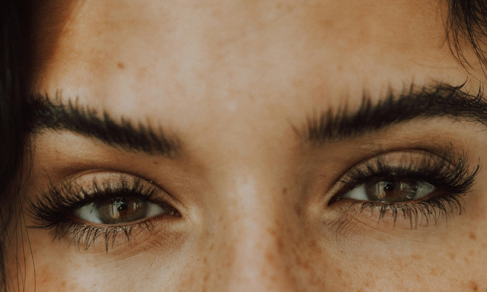 Hidratación y cuidado de la mirada con la Mascarilla de Ojos con Colágeno